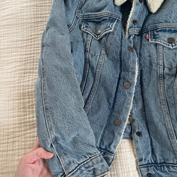Levi's Sherpa lined denim trucker jacket #denimjacket #truckerjacket #90s XS - Picture 6 of 7